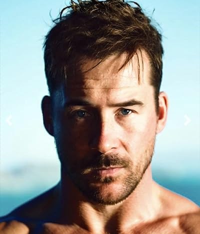 Barry Sloane