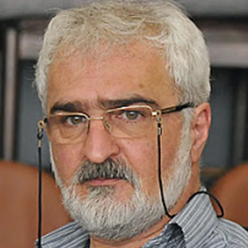 وحید نیکخواه آزاد